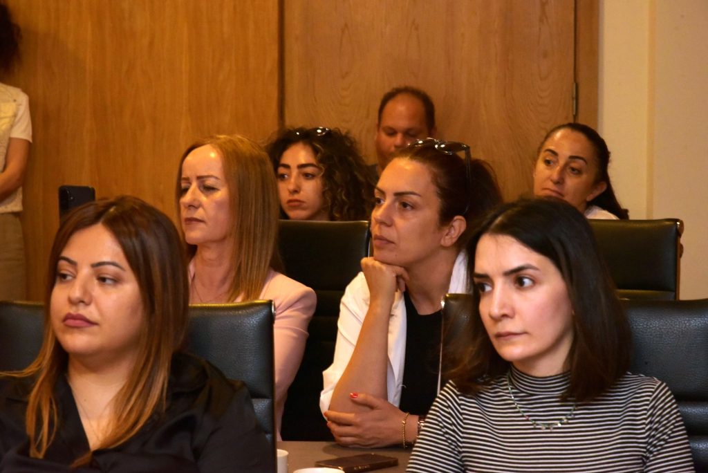 Eczacılar Birliği: "Ülkedeki tablo sürdürülebilir değil...Sektör yıldı"