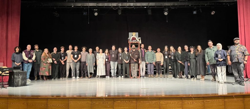 “Kafkas Tebeşir Dairesi” oyunu sahnelendi