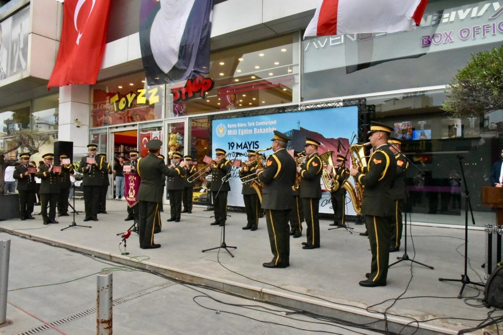 Lefkoşa’da 19 Mayıs kortej yürüyüşü yapıldı