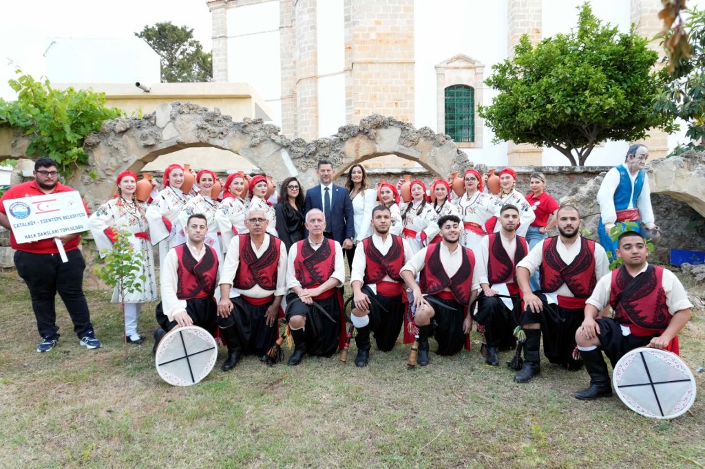 17’nci Zerdali Festivali finalinde bu akşam Yeni Türkü konser verecek