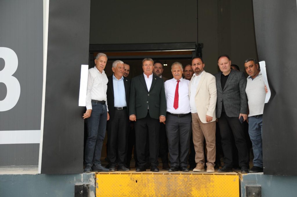 Üstel Güzelyurt Yeni Devlet Hastanesi ve Cypfruvex’teki soğuk hava deposu tesisinde incelemelerde bulundu