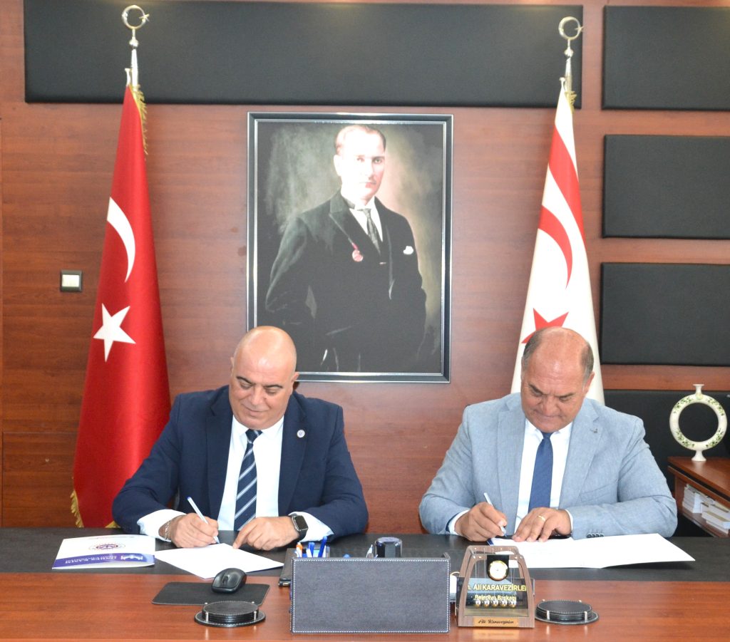 Değirmenlik Akıncılar Belediyesi ile Onbeş Kasım Kıbrıs Üniversitesi eğitim protokolü imzaladı