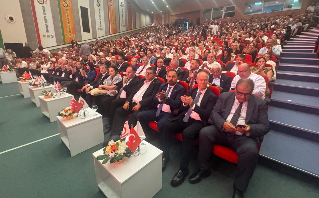 UBP Tüzük Kurultayı yapıldı... Tüzükteki değişiklikler, oybirliğiyle kabul edildi