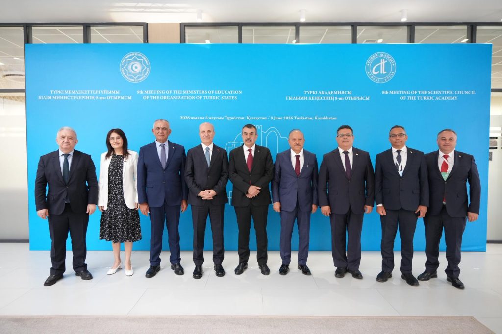 Bakan Çavuşoğlu, Türk Akademisi 8. Bilim Konseyi Toplantısı'na katıldı