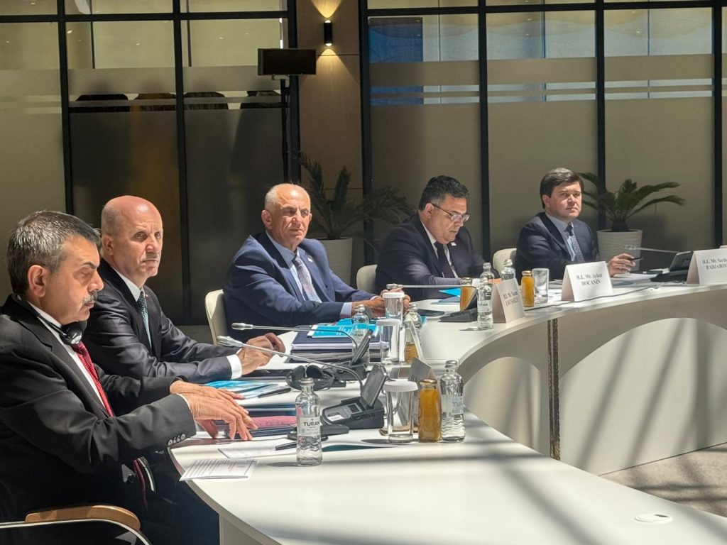 Bakan Çavuşoğlu, Türk Akademisi 8. Bilim Konseyi Toplantısı'na katıldı