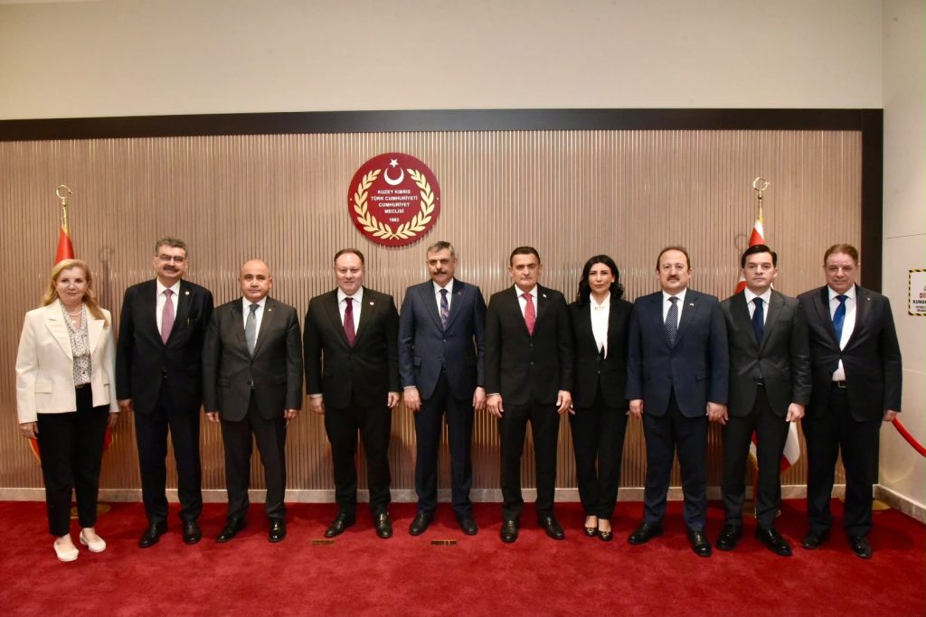 Meclis Başkanı Öztürkler, Türkiye İçişleri Bakanı Çiftçi’yi kabul etti