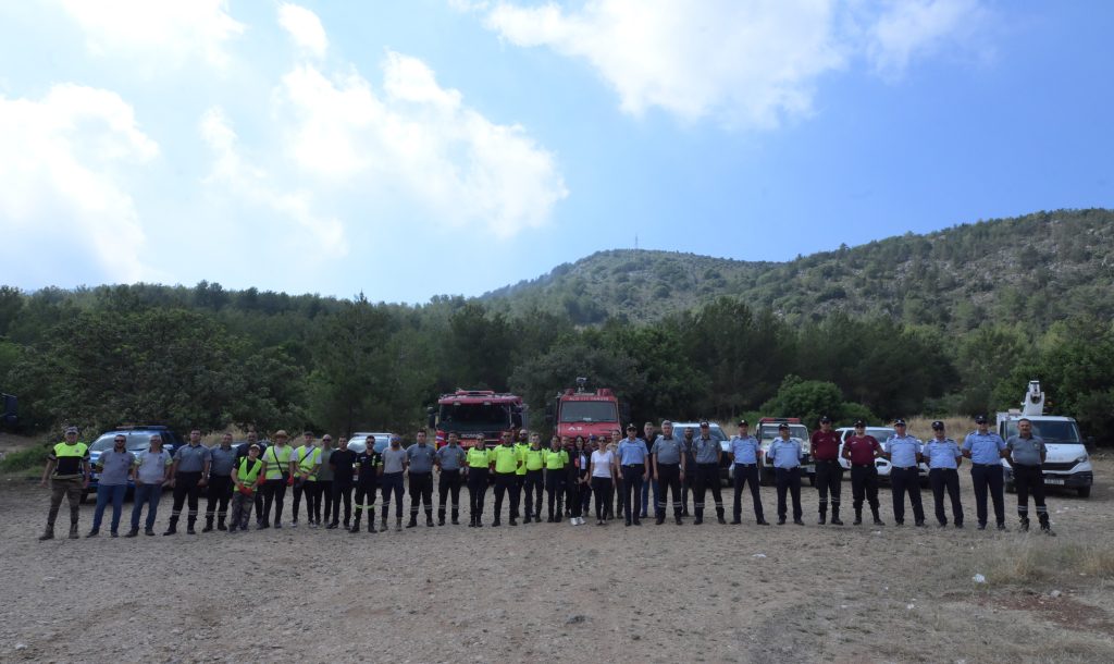 Yangınlarla mücadele… Sivil Savunma Teşkilatı Başkanlığı koordinasyonunda çevre temizliği ve bilinçlendirme etkinlikleri yapıldı