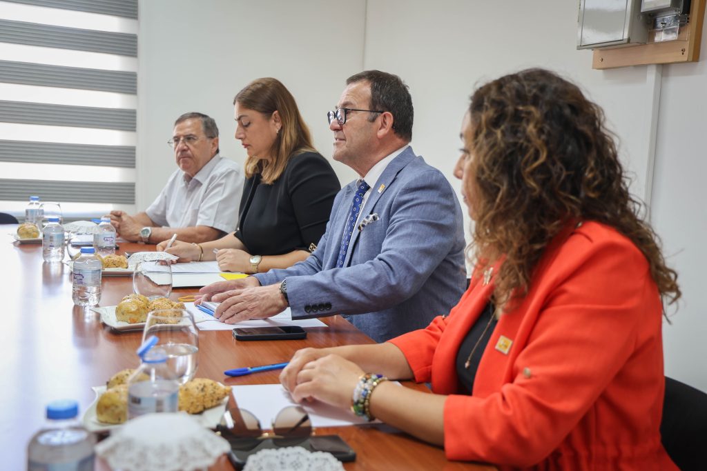 İncirli: “Hayat pahalılığıyla mücadele ülkenin önündeki en önemli başlıklardan biri olacak”