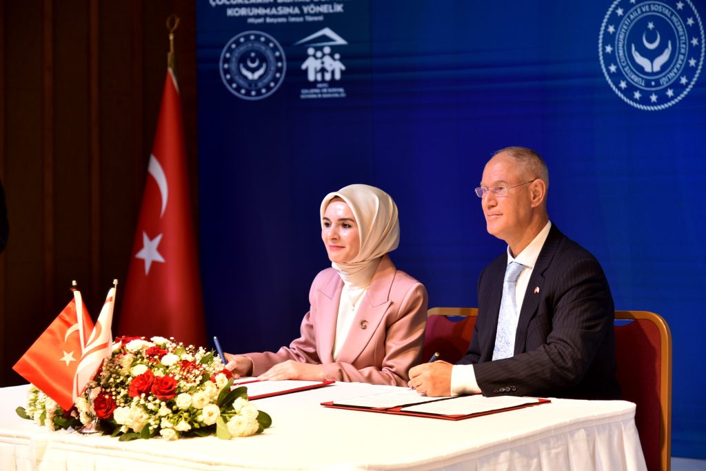 KKTC-TC iş birliğinde “Dijital Zorbalık, Bağımlılık ve Koruma Sempozyumu” yapılıyor