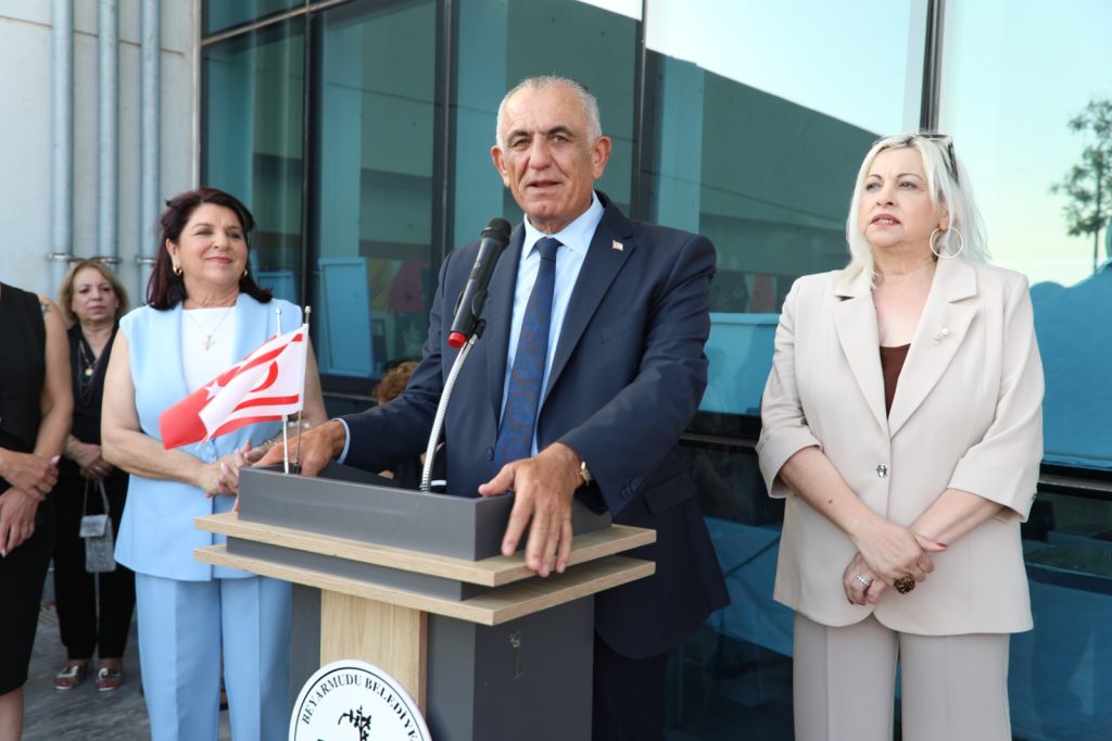 Çavuşoğlu, Köy Kadın Kursları Sergisi’nin açılışına katıldı