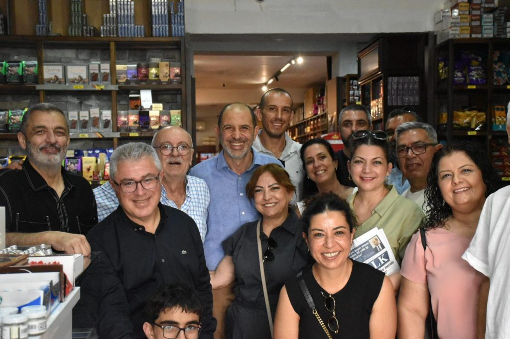 Halkın Partisi, bugün Girne çarşısını ziyaret etti