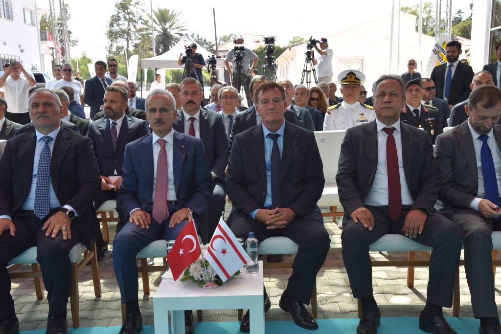 Gemi Trafik Hizmetleri Sistemi ile Kıyı Emniyeti Genel Müdürlüğü binası törenle hizmete girdi