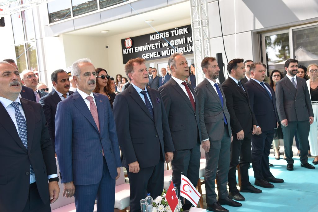 Gemi Trafik Hizmetleri Sistemi ile Kıyı Emniyeti Genel Müdürlüğü binası törenle hizmete girdi