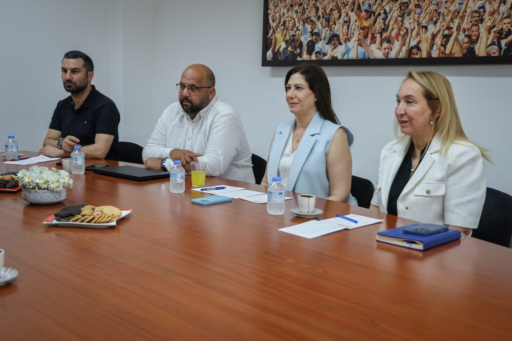 Kıbrıs Türk Polis Mensupları Derneği, CTP’yi ziyaret etti