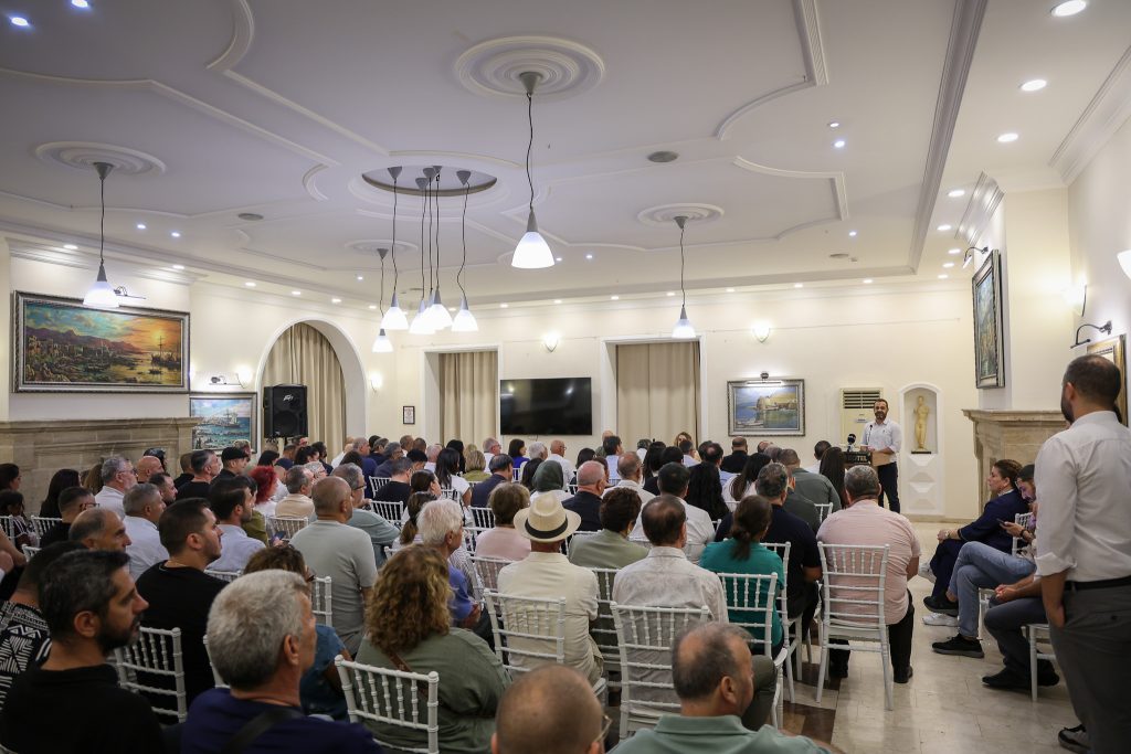 CTP Girne’de kitle toplantısı düzenledi