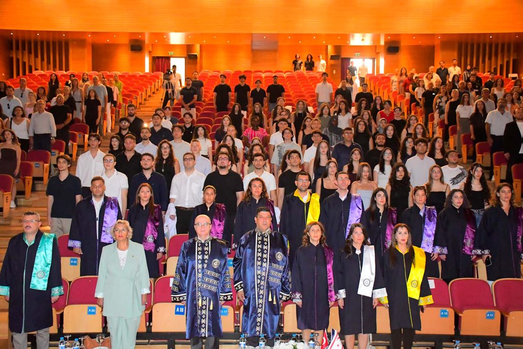 DAÜ Dr. Fazıl Küçük Tıp Fakültesi’nde akademik yıl açılış ve beyaz önlük töreni yapıldı