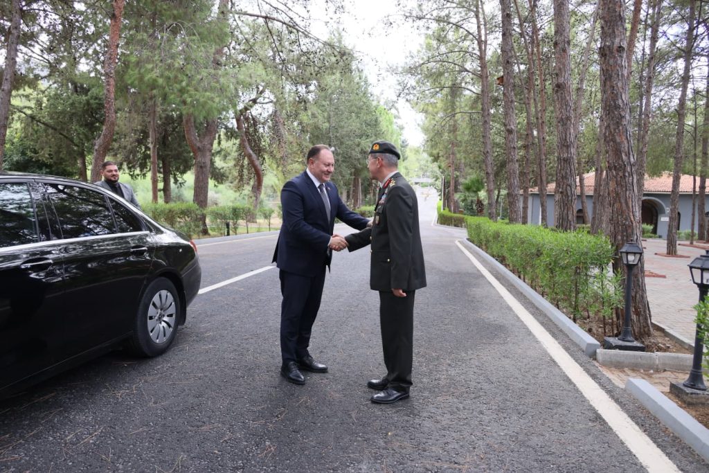 Öztürkler Korgeneral İnaltekin ile Tümgeneral Bilir’i ziyaret etti