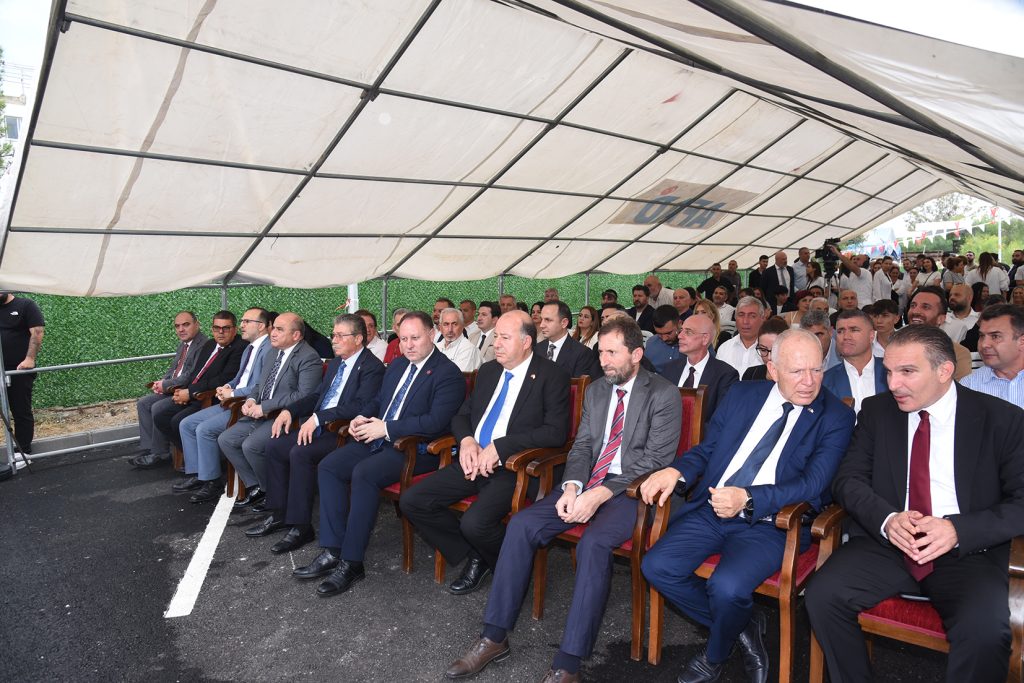 Başbakan Üstel: “Yeni Devlet Laboratuvarı çağdaş cihazlarla donatıldı”