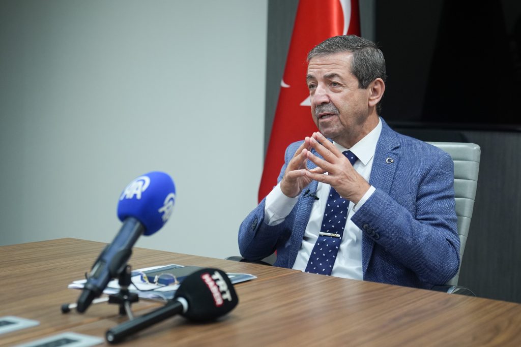 Ertuğruloğlu'ndan Washington'da iki komşu egemen eşit devlet vurgusu