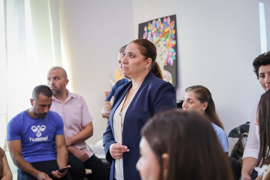 Gönyeli-Alayköy Belediye Başkan adayı Soyalp, Dr. Suat Günsel İlkokulu ve Alayköy İlkokulu'nu ziyaret etti