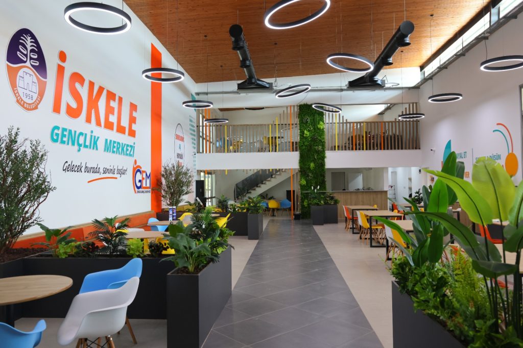 İskele Gençlik Merkezi hizmette