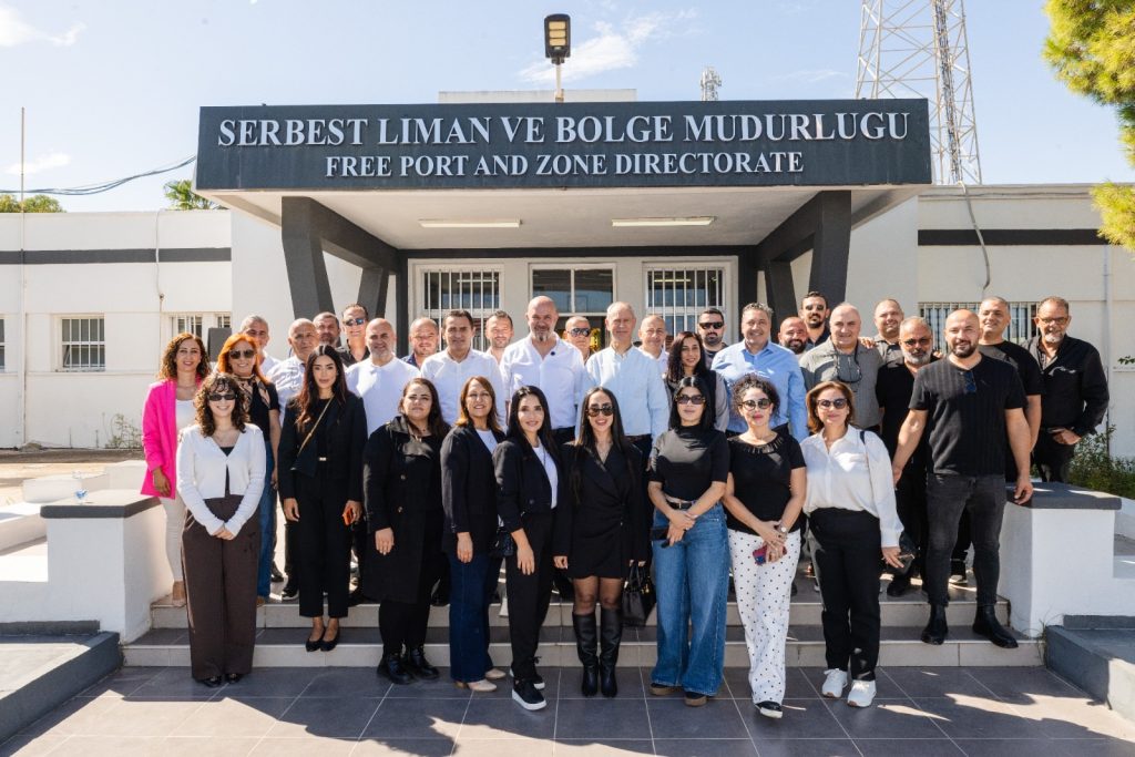 Bozkurt, Gazimağusa Serbest Limanı, Limanlar Dairesi ve Liman İşçileri Şirketi’ni ziyaret etti